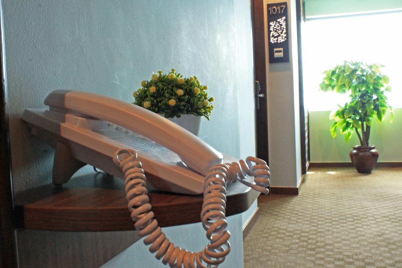 Arthama Hotels Makassar Exterior foto
